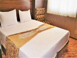 هتل رز طلایی